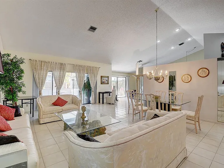 9565 El Clair Ranch Rd — Photo 6