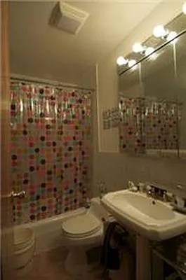 Rented by Veracity NYC LLC | media 20