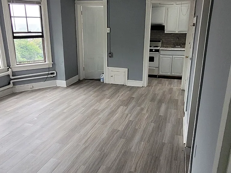 Fairview St — Photo 12