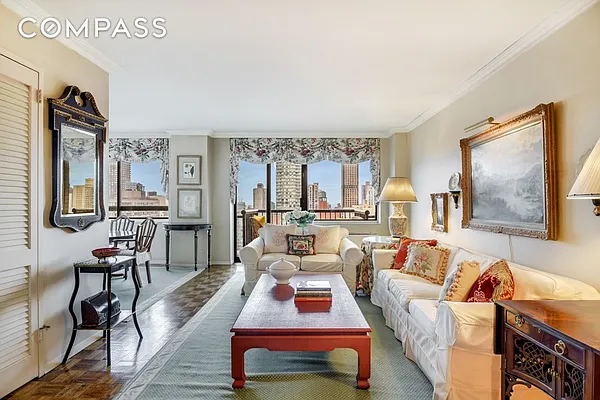 Sold by Compass | media 2