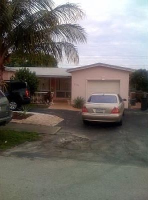 2nd image of 7624 Fairway Blvd