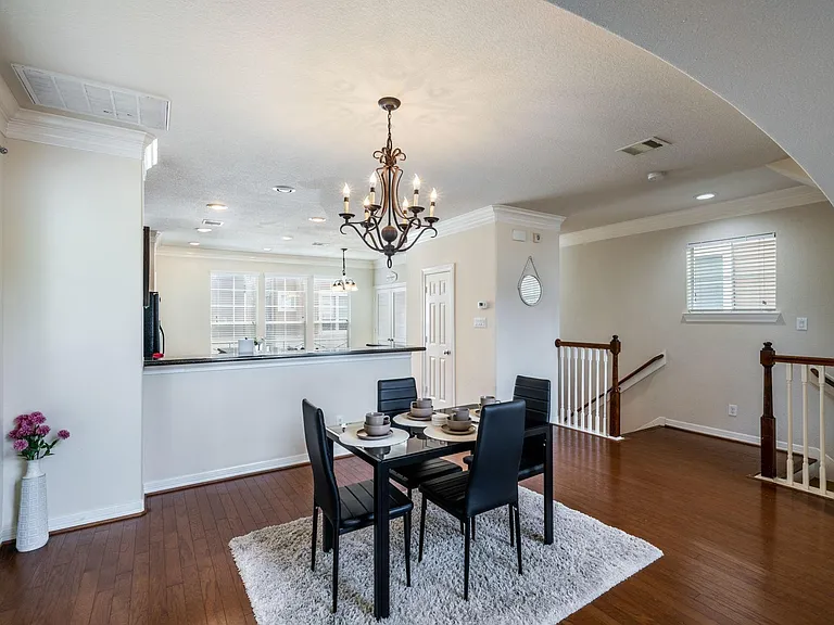 3210 Clearview Cir — Photo 8