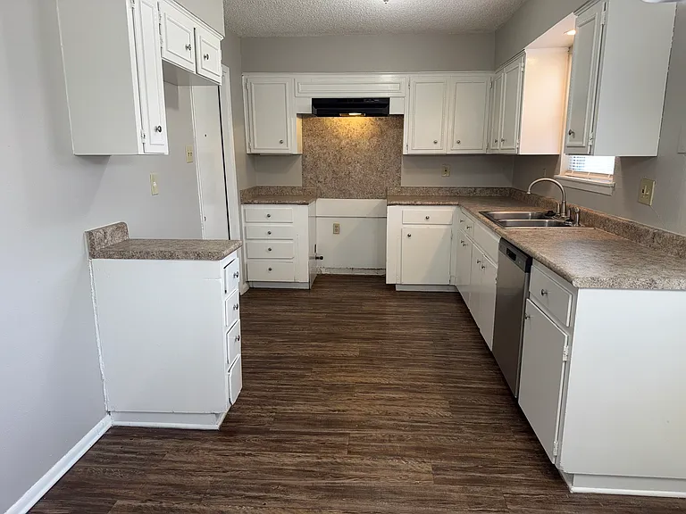 5015 David Scott Dr — Photo 11