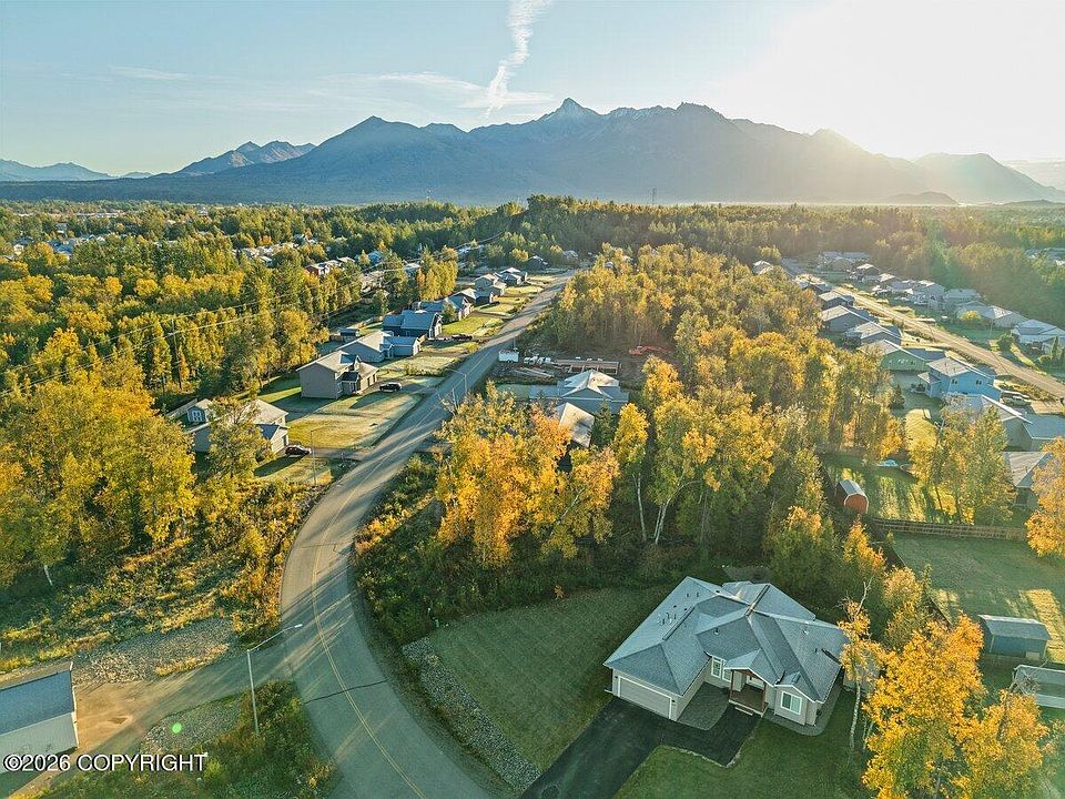 1st image of 1513 E Hidden Ranch Loop