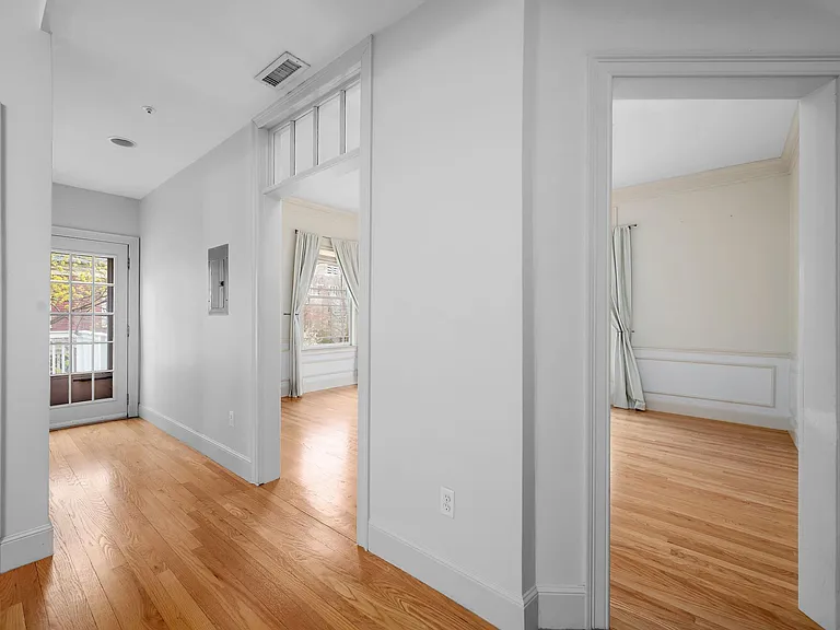 75 Orchard Ave #4 — Photo 22