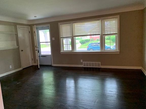 2nd image of 8320 Fullerton Ave