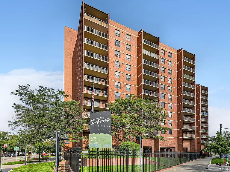 1301 Speer Blvd #1003 — Photo 4