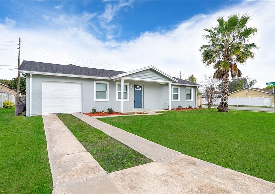 1st image of 165 Poinsettia Dr