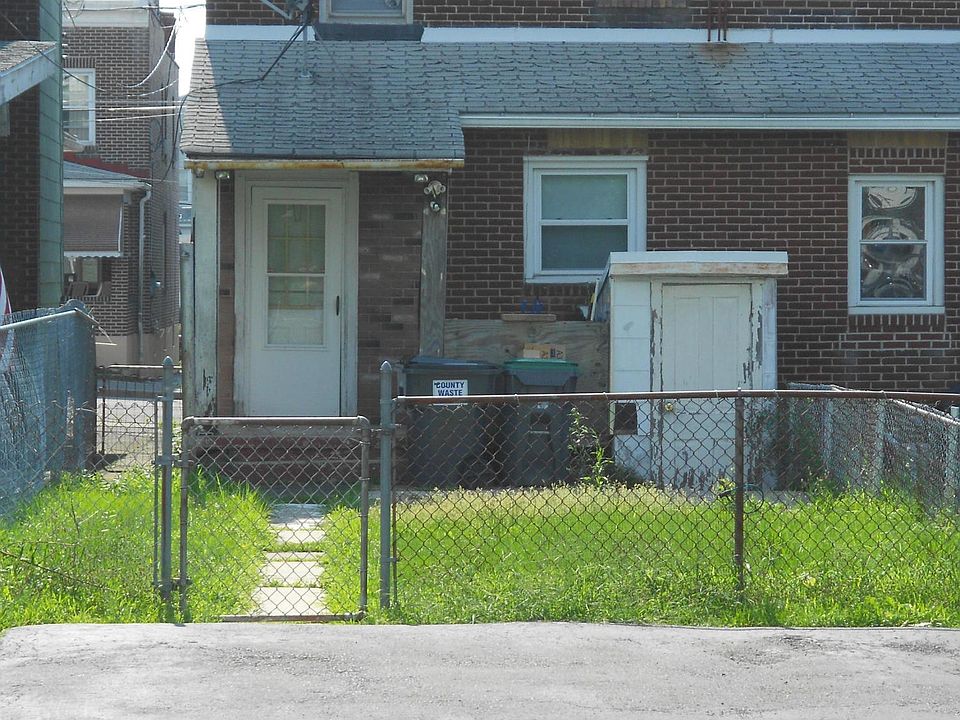 2nd image of 433 Allen St