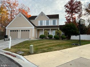 2 Memory Ct, Silver Spring, MD 20904