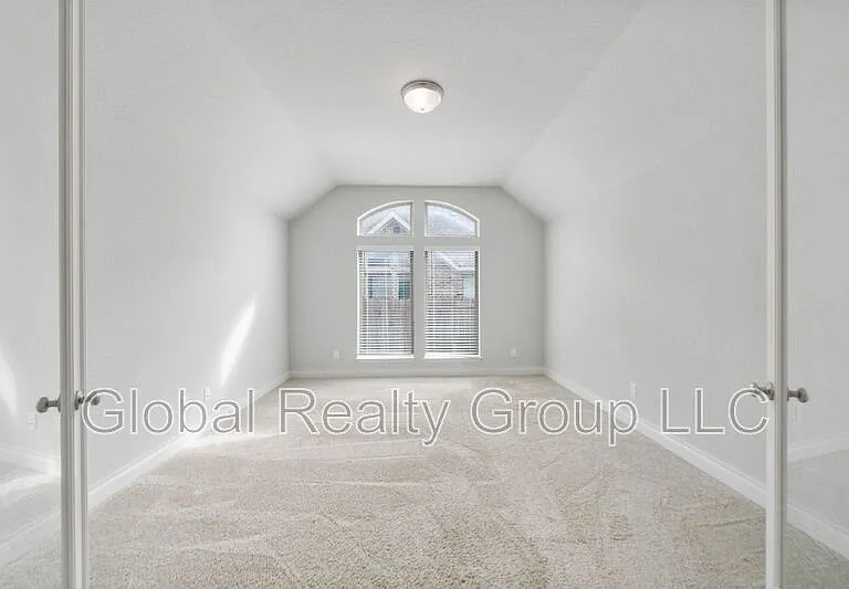 2981 Grove Way — Photo 7