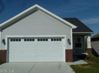 11 Megan Ct, Bloomington, IL 61705