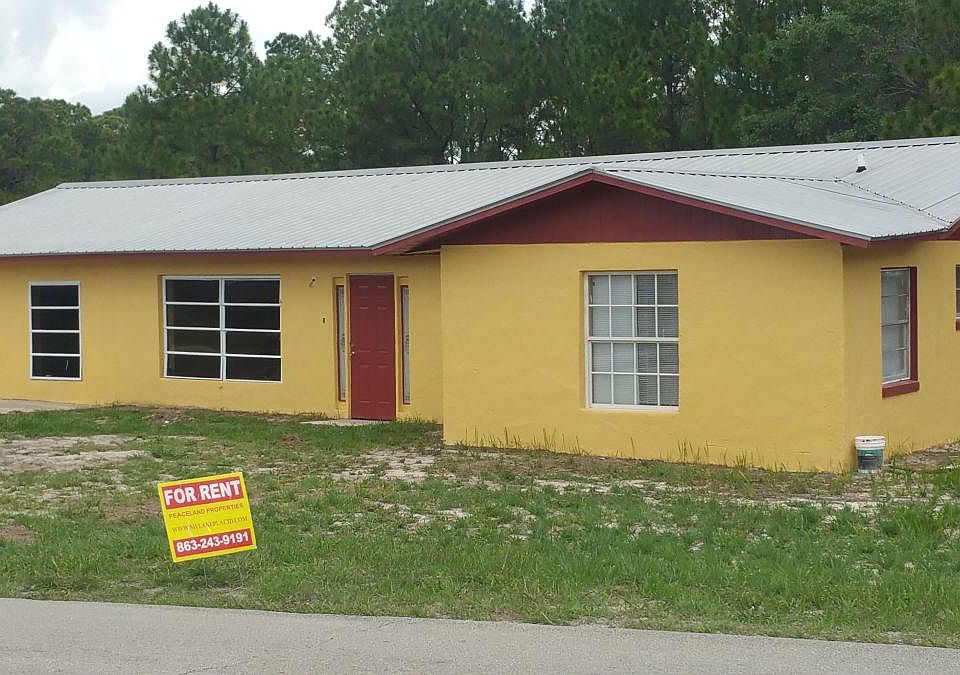 2nd image of 392 Fawnwood Ave