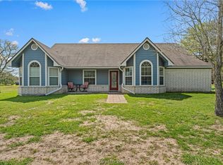 13113 Wild Plum Ln, Bremond, TX 76629