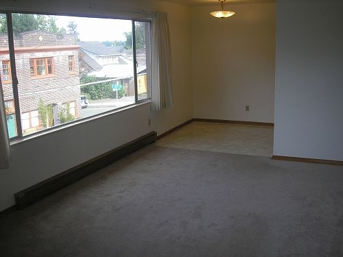Living Room & Dining Area