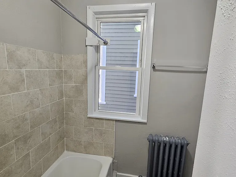 216 Mansfield St #1B — Photo 4
