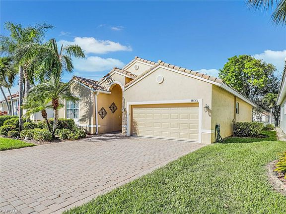 3rd image of 9551 Lismore LN