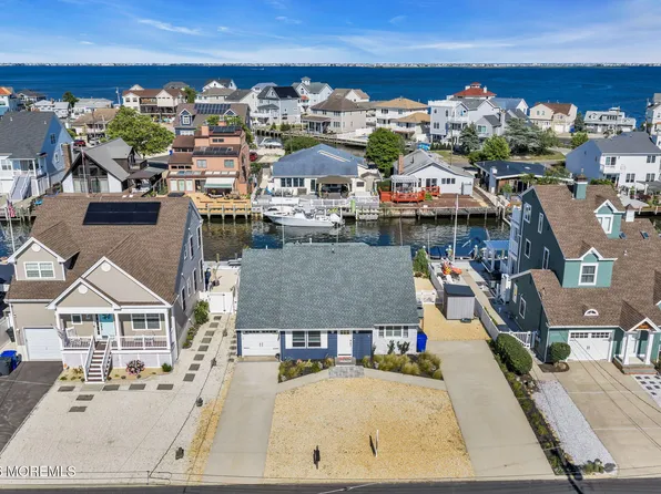 510 Bayview Drive, Toms River, NJ 08753