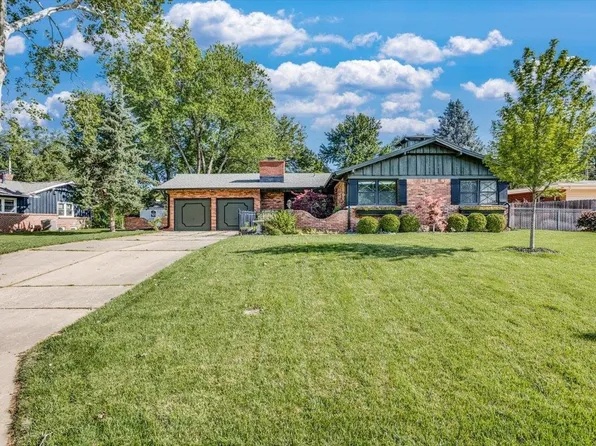9836 W Shade Ln, Wichita, KS 67212
