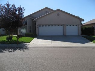 1003 Maplecrest Dr, Pueblo, CO 81005