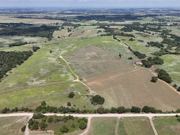 27044 County Road 1420, Cement, OK 73017