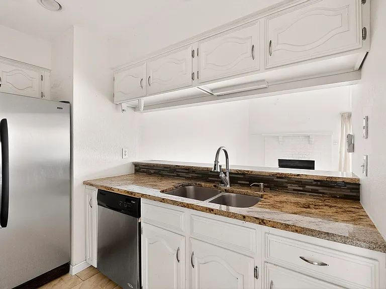 1025 Turtle Lake Blvd #111 — Photo 1