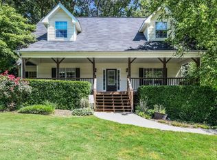 5325 Harris Creek Dr, Cumming, GA 30040