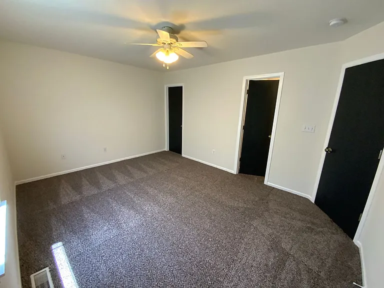 3602 Zinnia Dr — Photo 22