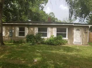 1939 Burkholder Cir E, Jacksonville, FL 32216