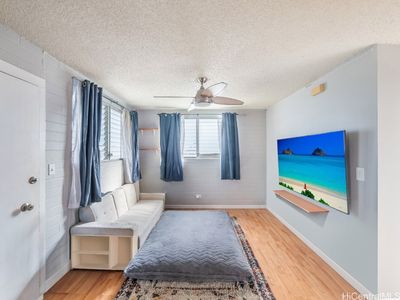 1120 Hassinger St APT 301, Honolulu, HI, 96822