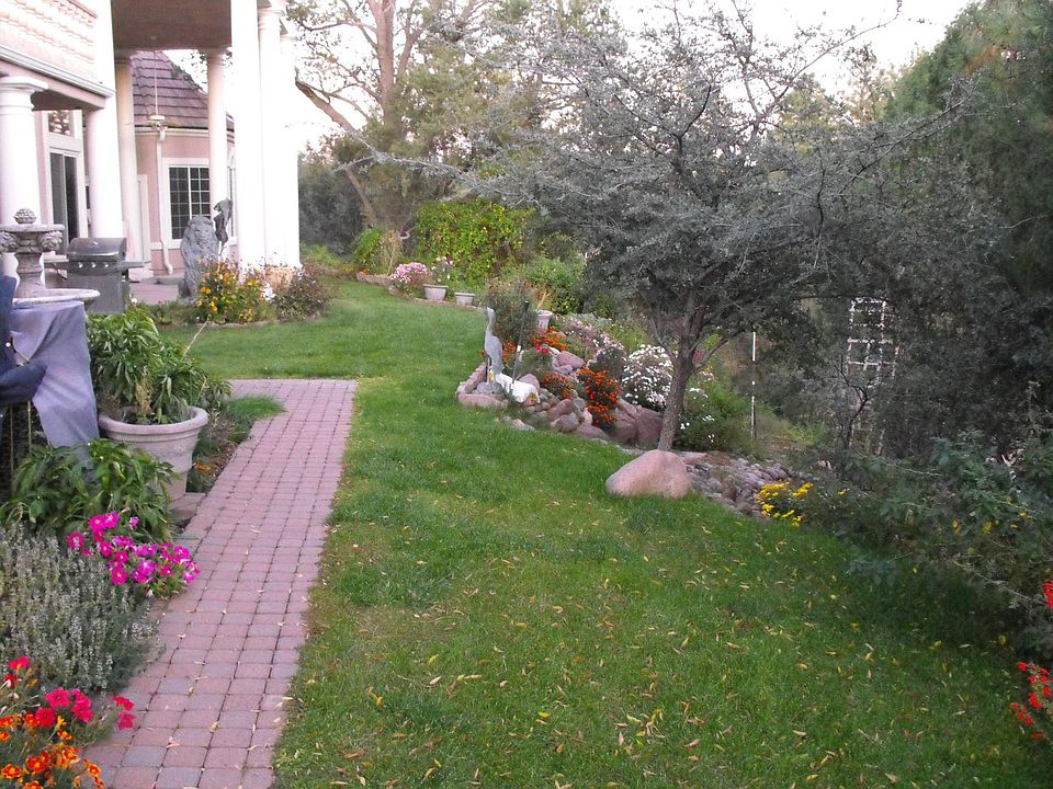2nd image of 125 W Briggs Cir #1ST