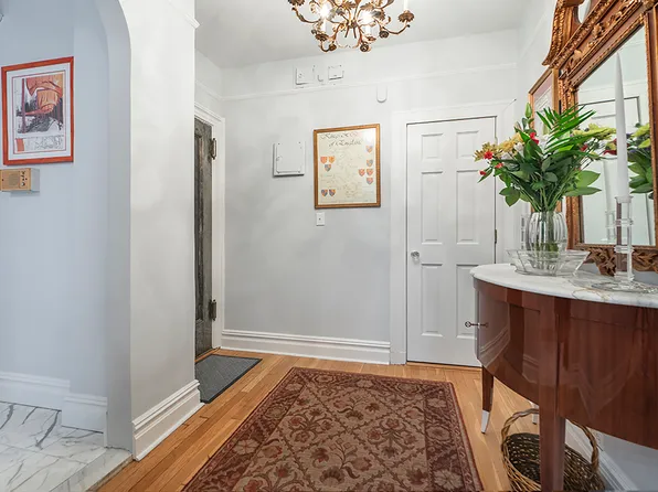 333 East 80th Street image 5 of 8