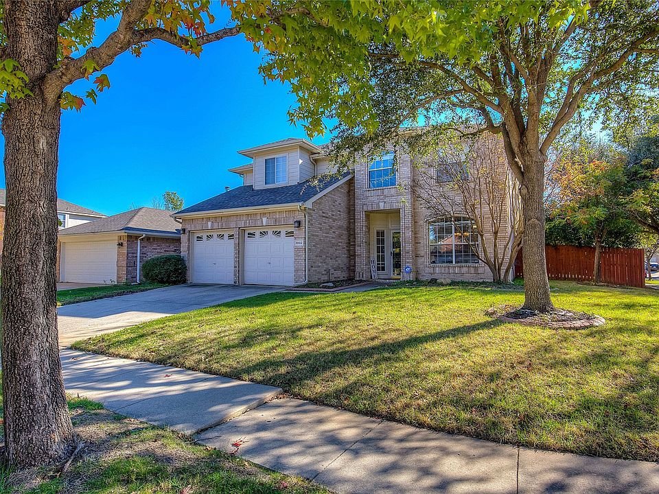 1st image of 3002 Berkshire Ln