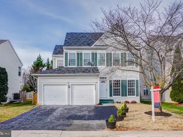 9243 Stephanie St, Manassas Park, VA 20111