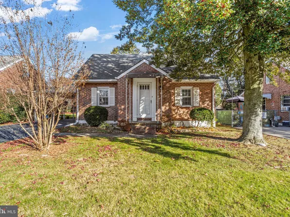 225 Maxwell Dr, Hamilton, NJ 08610