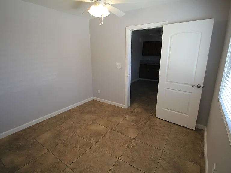 1111 S Casino Center Blvd — Photo 9