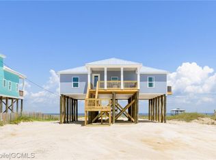 2820 Bienville Blvd, Dauphin Island, AL 36528