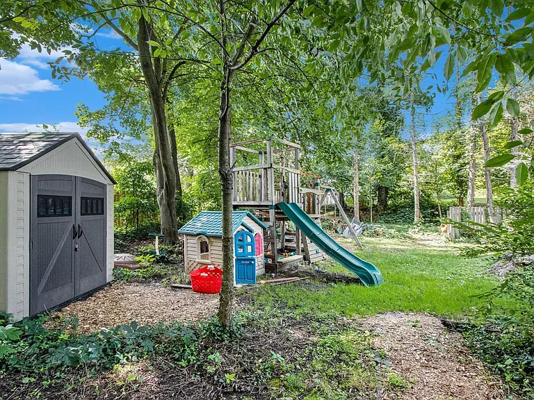 2909 Crestview Ave — Photo 19