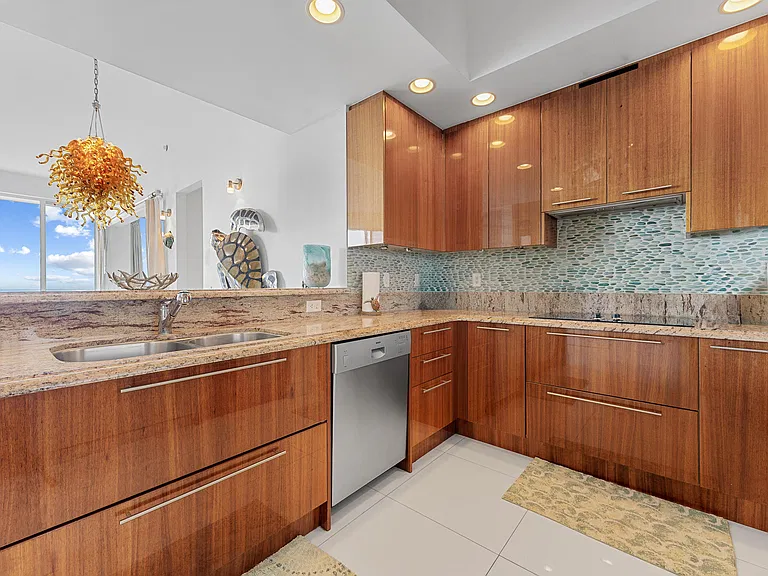 2700 N Ocean Dr #Penthouse 4b — Photo 5