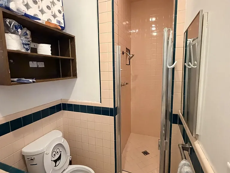 2803 S Menlo Ave — Photo 13