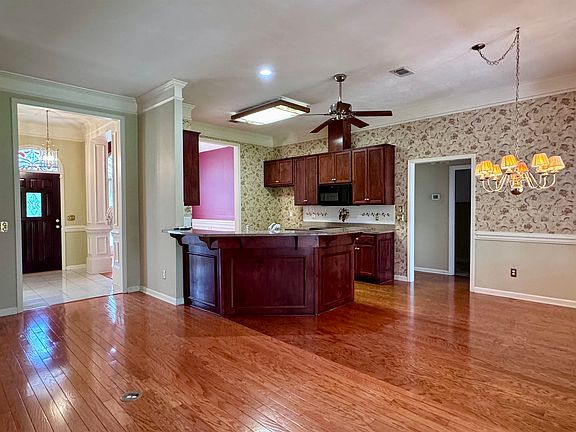 5th image of 2900 Whittington Dr