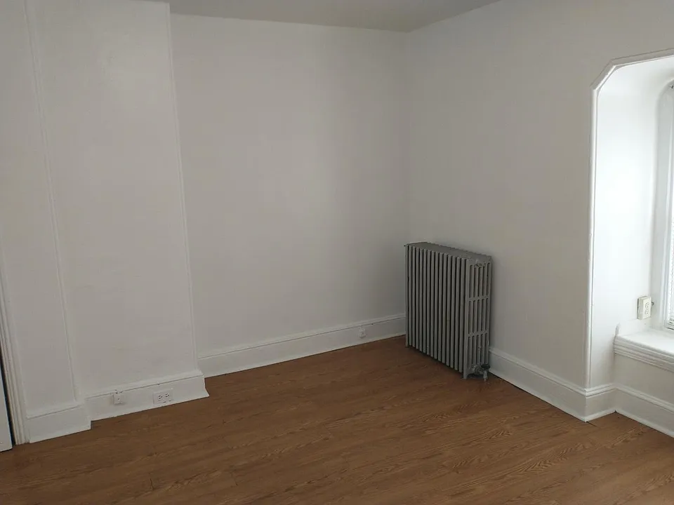 Unit Photo