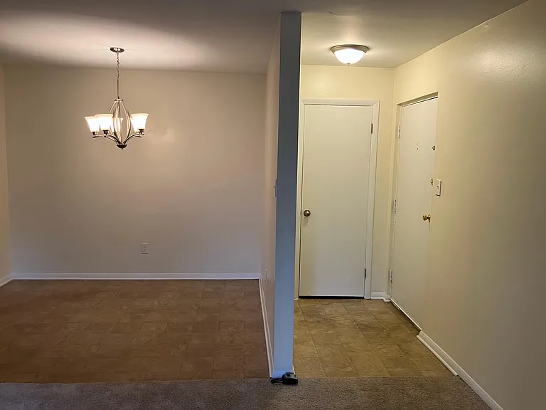 1000 Sandlin Pl #C — Photo 11