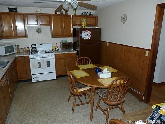 5th image of 99 Heather Dr