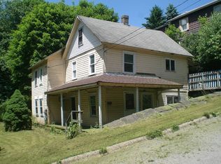 8 Clearfield St, Oil City, PA 16301