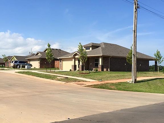 2nd image of 5001 N Nancy Lee Dr