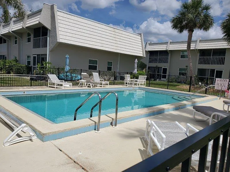 2 bed, 2.0 bath, 1024 sqft, $3,200 — Photo 1