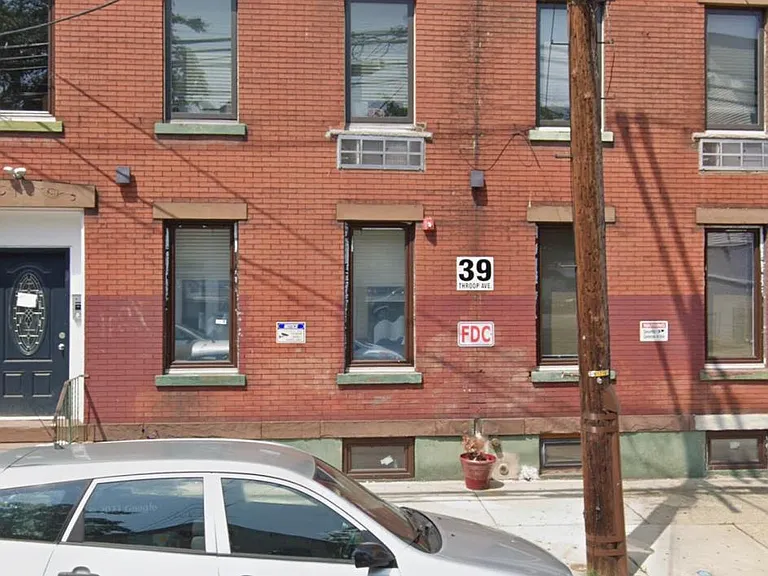 39 Throop Ave #103 — Photo 13