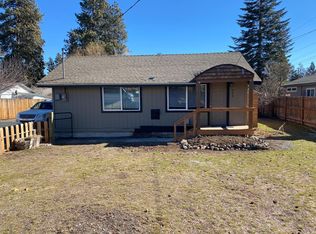 936 SW Chamberlain St, Bend, OR 97702