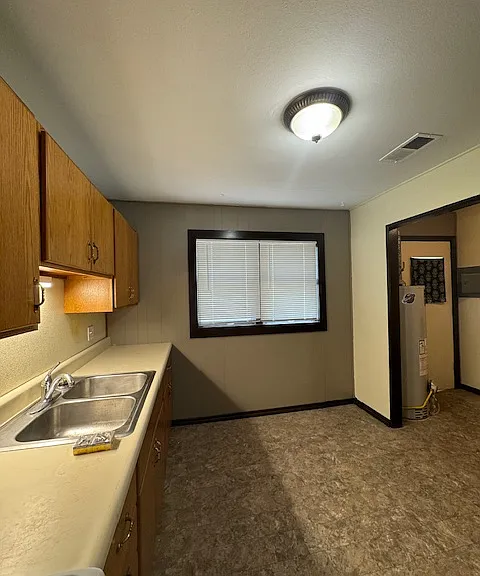 408 Missouri Ave — Photo 8